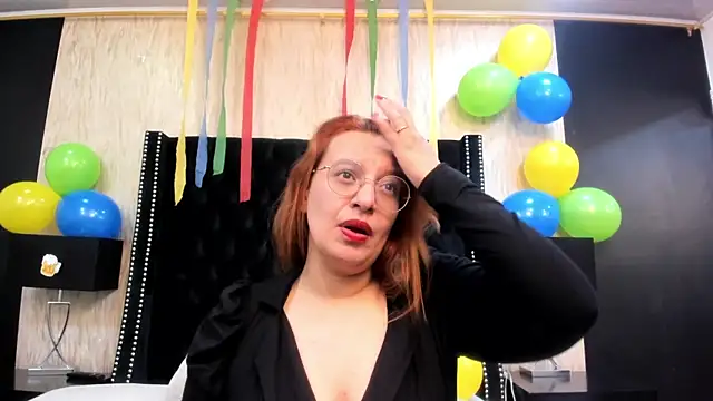 RoxieJackson online show from September 26, 11:47 am