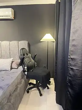 CallumMuscle online show from December 5, 2:53 am