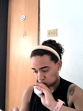 evafoxs online show from October 29, 4:31 pm