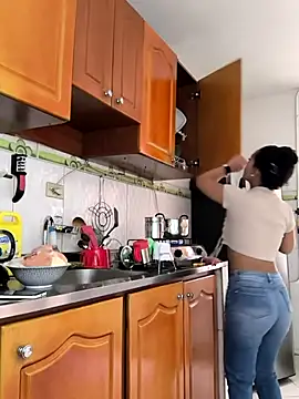 evafoxs online show from November 14, 5:11 pm