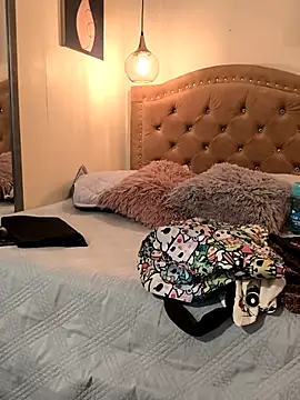 evafoxs online show from December 16, 9:42 pm