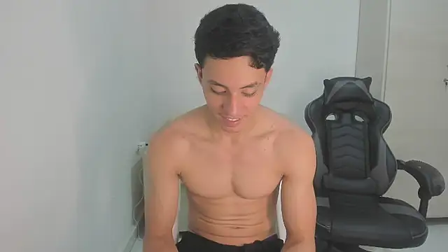 enzo sloran online show from February 9, 12:14 am