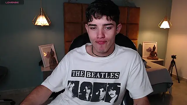 AlejooTwink online show from February 3, 10:11 pm