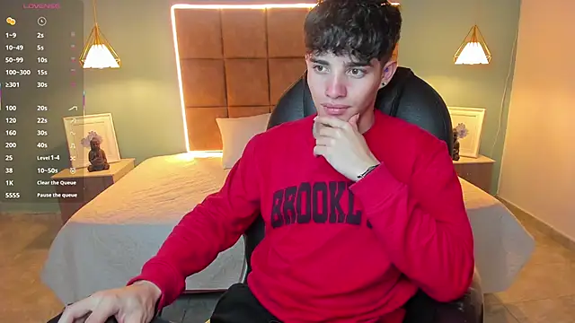 AlejooTwink online show from October 21, 3:07 am