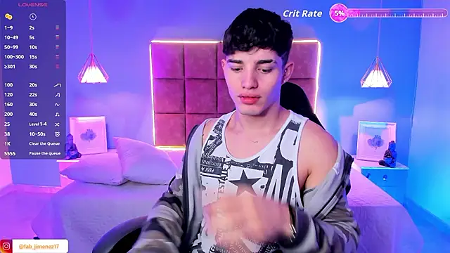 Snapshot of AlejooTwink chatting on February 19, 2:18 am AlejooTwink online show from February 19, 2:18 am