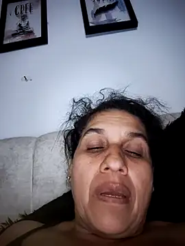 Snapshot of siri_duque chatting on February 13, 1:50 am siri duque online show from February 13, 1:50 am