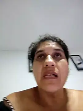 Snapshot of siri_duque chatting on February 15, 9:37 pm siri duque online show from February 15, 9:37 pm