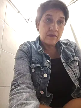 Snapshot of siri_duque chatting on February 19, 2:23 pm siri duque online show from February 19, 2:23 pm