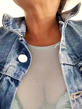 Snapshot of siri_duque chatting on March 1, 3:16 pm siri duque online show from March 1, 3:16 pm