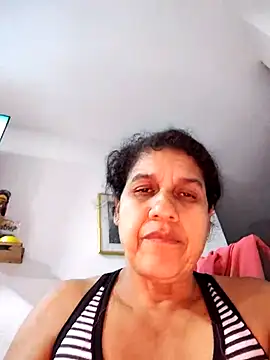 Snapshot of siri_duque chatting on March 7, 1:42 am siri duque online show from March 7, 1:42 am