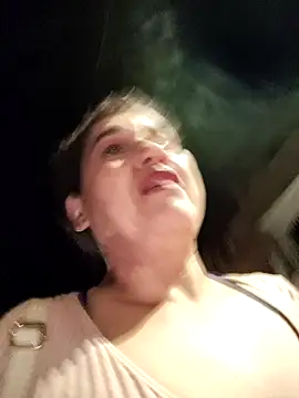 Snapshot of siri_duque chatting on March 11, 10:29 am siri duque online show from March 11, 10:29 am