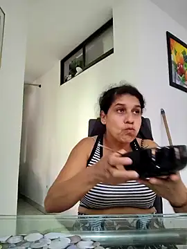 Snapshot of siri_duque chatting on March 16, 7:27 pm siri duque online show from March 16, 7:27 pm