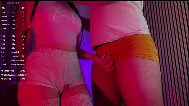 Snapshot of BubbleDoll chatting on December 25, 10:05 pm BubbleDoll online show from December 25, 10:05 pm