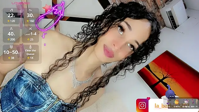 Snapshot of barbiedolls_x chatting on February 21, 8:18 am barbiedolls x online show from February 21, 8:18 am
