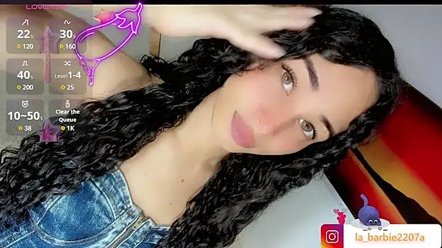 Snapshot of barbiedolls_x chatting on March 2, 5:01 am barbiedolls x online show from March 2, 5:01 am