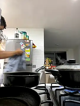 Leo bunny hot online show from December 4, 2:53 am