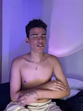 Leo bunny hot online show from December 6, 3:08 am