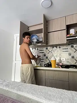 Leo bunny hot online show from December 10, 4:49 pm