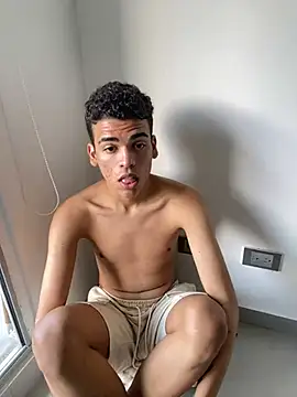 Leo bunny hot online show from December 10, 7:54 pm