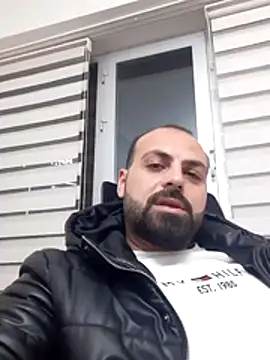 krzantem3454 online show from December 29, 4:19 pm