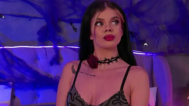 IvyRaven online show from October 21, 5:46 pm