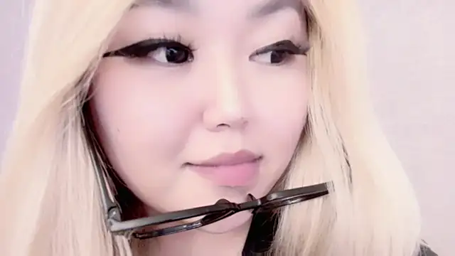 amelia sunlight online show from February 26, 3:32 am