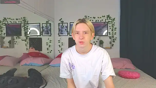 Ron Vils online show from December 11, 3:35 am