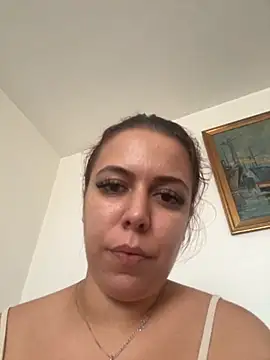 Snapshot of SophiaStarr chatting on September 19, 6:37 am SophiaStarr online show from September 19, 6:37 am