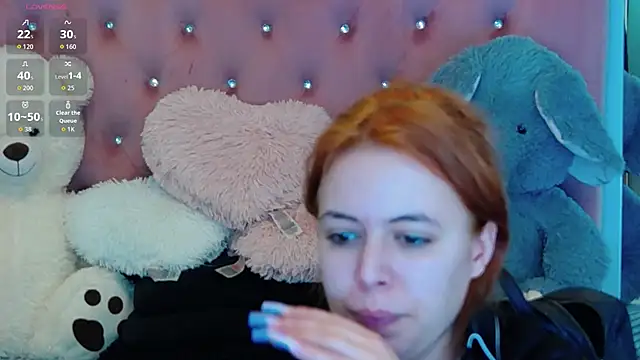 Snapshot of SophiaStarr chatting on November 18, 8:24 pm SophiaStarr online show from November 18, 8:24 pm