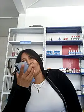 Megan jennerr online show from October 9, 3:54 pm