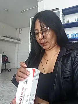 Megan jennerr online show from October 10, 2:27 pm