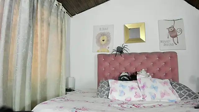 CelessteRedds online show from October 24, 11:17 am