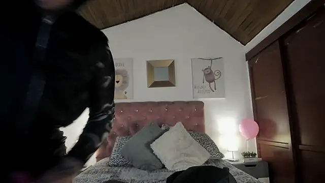 Snapshot of CelessteRedds chatting on March 5, 1:07 pm CelessteRedds online show from March 5, 1:07 pm