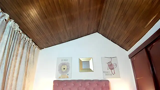 Snapshot of CelessteRedds chatting on March 21, 11:37 am CelessteRedds online show from March 21, 11:37 am