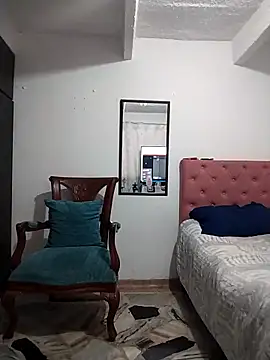 Snapshot of Venus-Wood chatting on November 8, 3:12 pm Venus-Wood online show from November 8, 3:12 pm