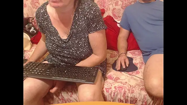 sweetcouplesweets online show from November 2, 11:56 am