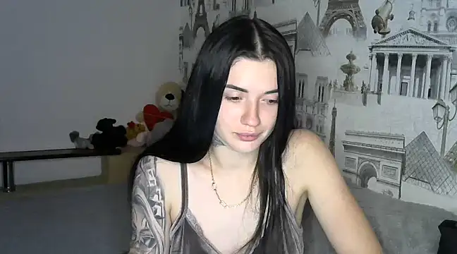 Snapshot of Liana_diva chatting on December 21, 12:20 am Liana diva online show from December 21, 12:20 am