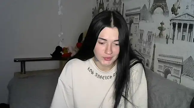 Snapshot of Liana_diva chatting on December 23, 10:55 pm Liana diva online show from December 23, 10:55 pm