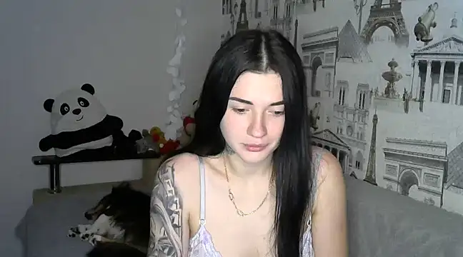 Snapshot of Liana_diva chatting on January 1, 11:29 pm Liana diva online show from January 1, 11:29 pm