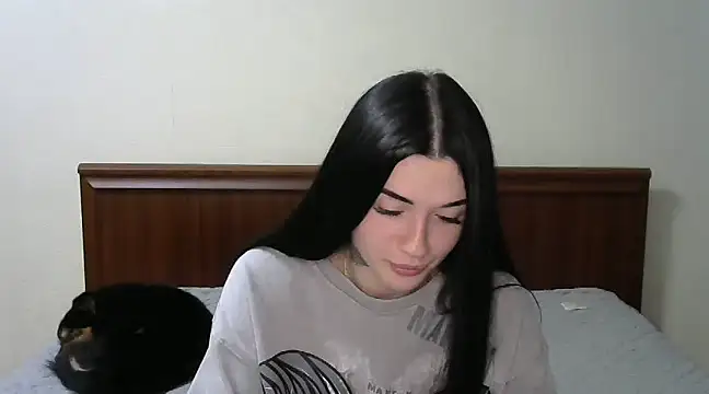 Snapshot of Liana_diva chatting on February 28, 7:46 pm Liana diva online show from February 28, 7:46 pm