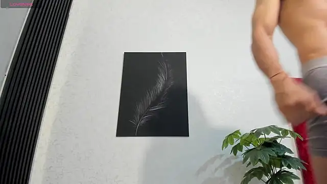 Cristopher23  online show from February 20, 8:14 pm