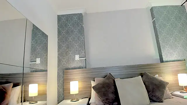 Snapshot of Mistyca chatting on October 13, 11:21 am Mistyca online show from October 13, 11:21 am