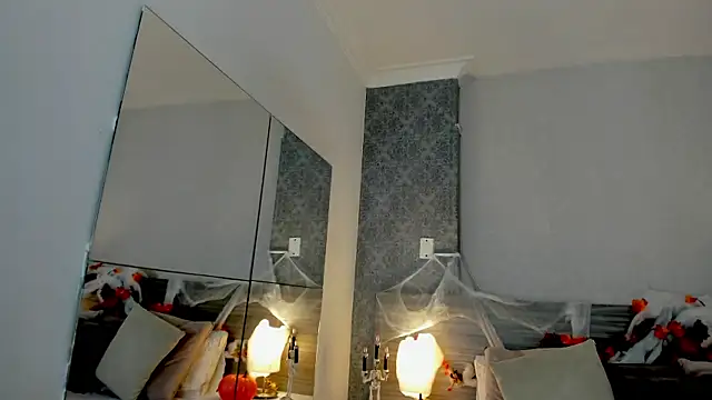 Snapshot of Mistyca chatting on October 30, 10:27 am Mistyca online show from October 30, 10:27 am