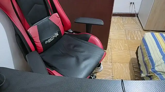 Calihotcaliente277 online show from February 5, 9:14 am