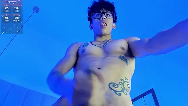 AkazaBoy  online show from March 8, 1:57 pm