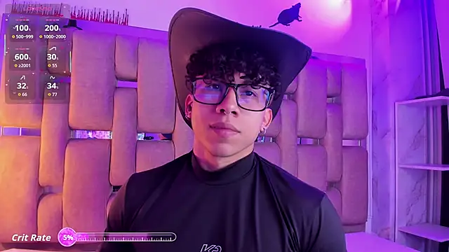 AkazaBoy  online show from October 31, 8:10 pm