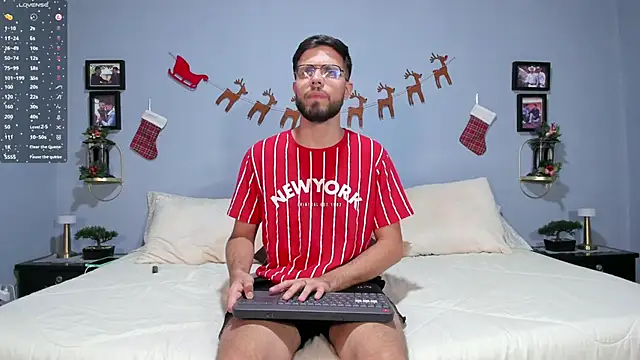 ETHAN ADAM online show from December 14, 12:44 am
