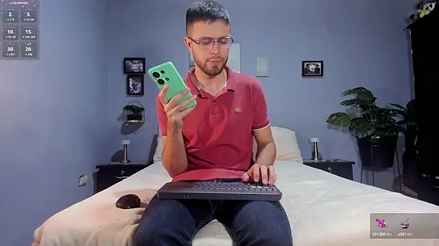 ETHAN ADAM online show from March 1, 1:43 am
