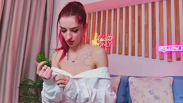 CassieFox  online show from January 10, 7:15 pm