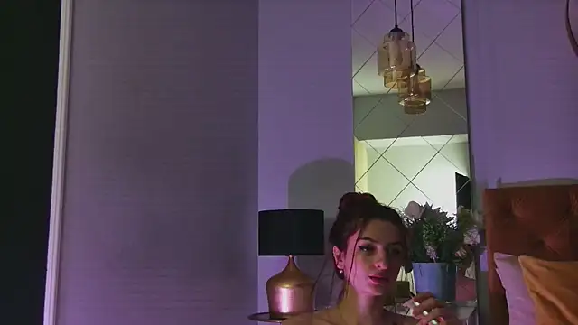 CassieFox  online show from February 8, 7:50 pm